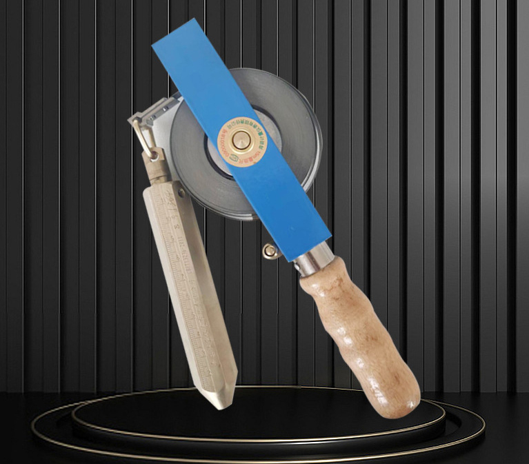 測深量油尺的結(jié)構(gòu)優(yōu)勢及使用注意事項(xiàng)